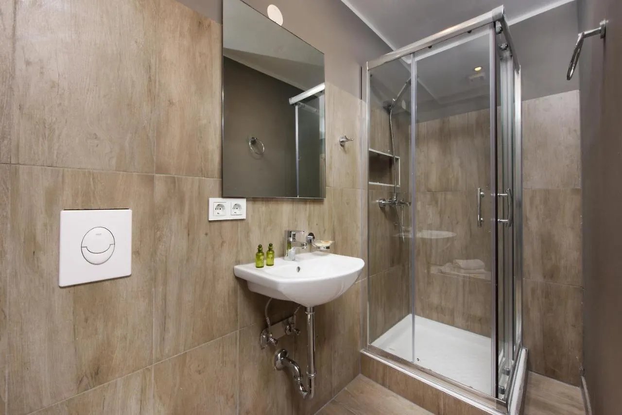Hotelzimmer In Berlin Prenzlauer Berg 2 Neu ドイツ
